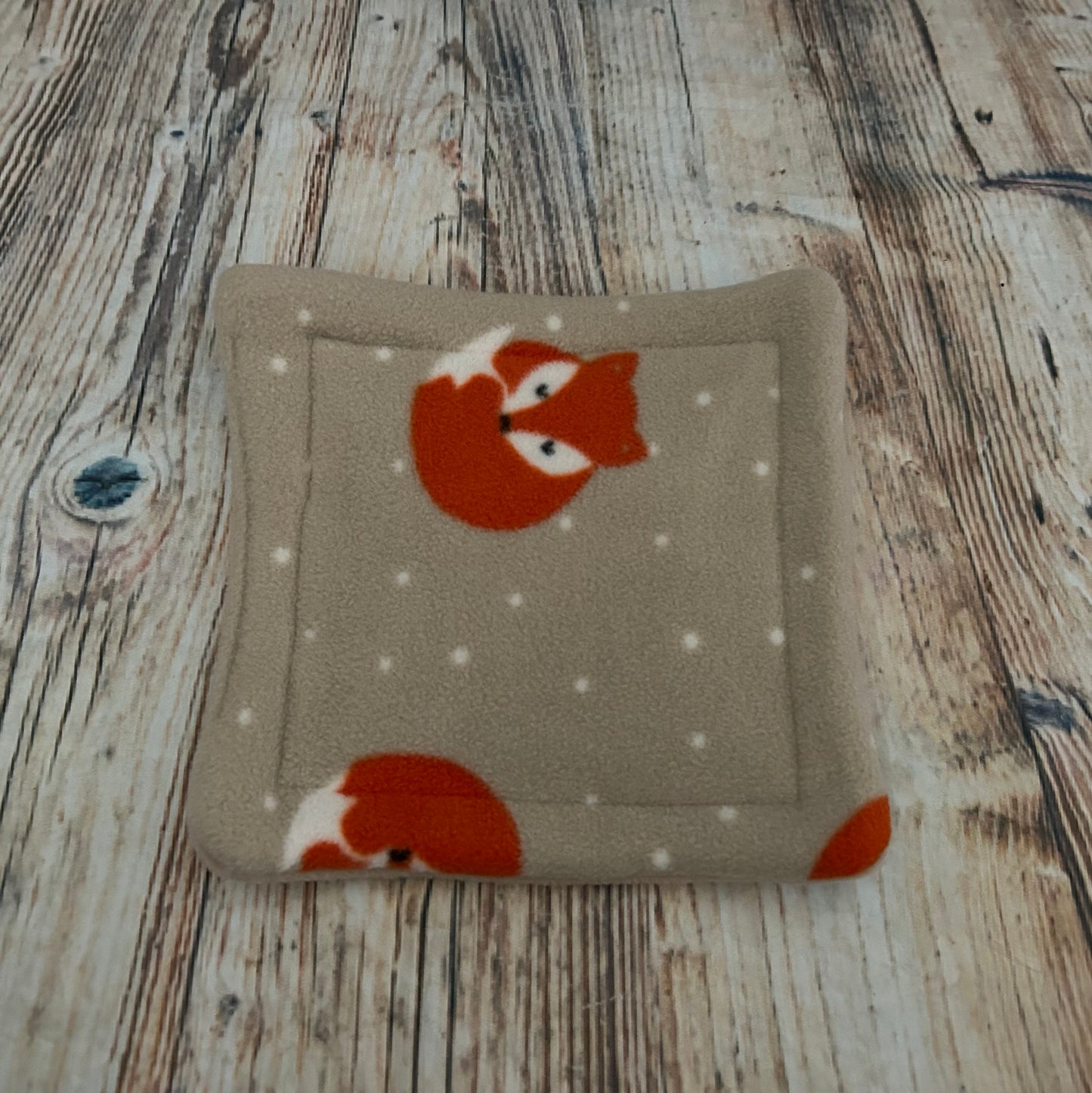 Beige Foxes Fleece Cage Pad