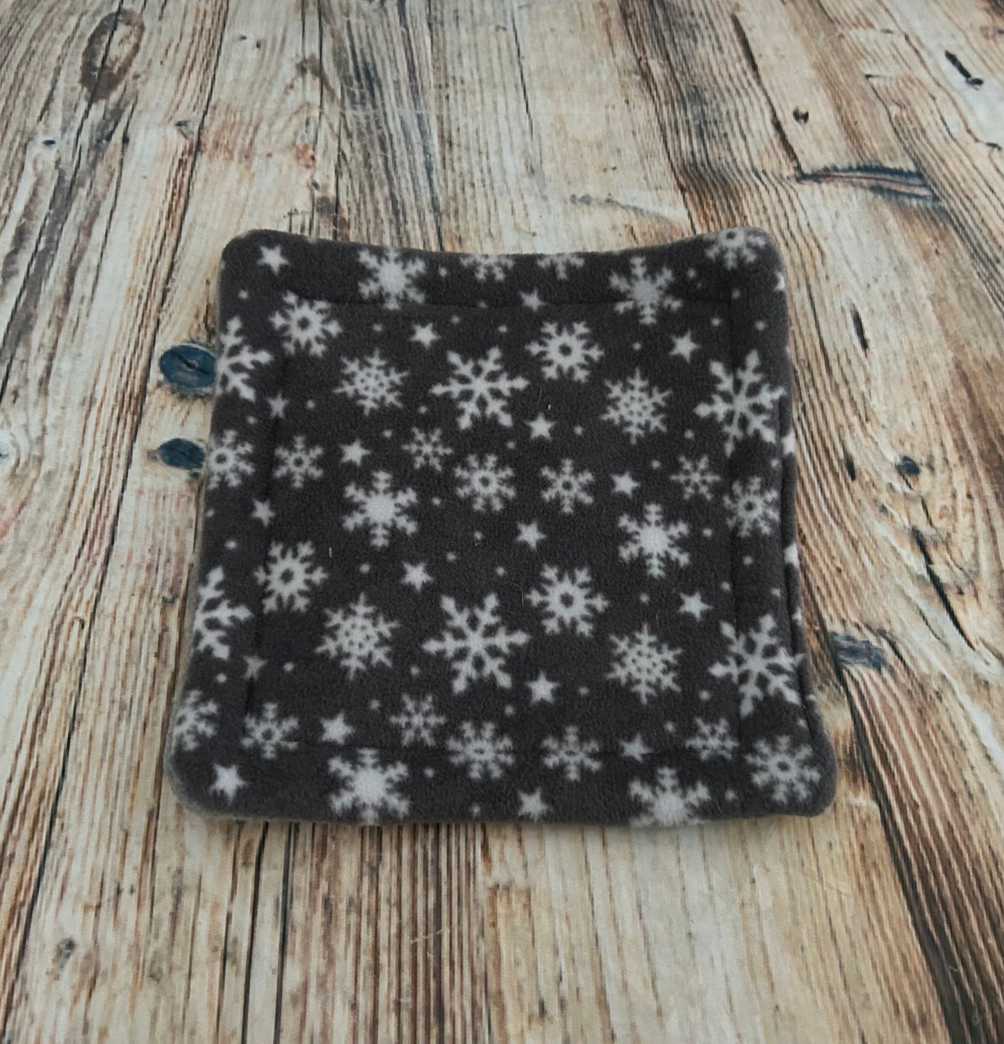 Christmas Grey Snowflake Fleece Cage Pad