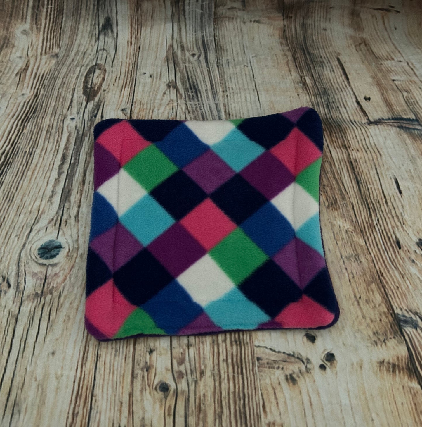 Diamond Fleece Cage Pad