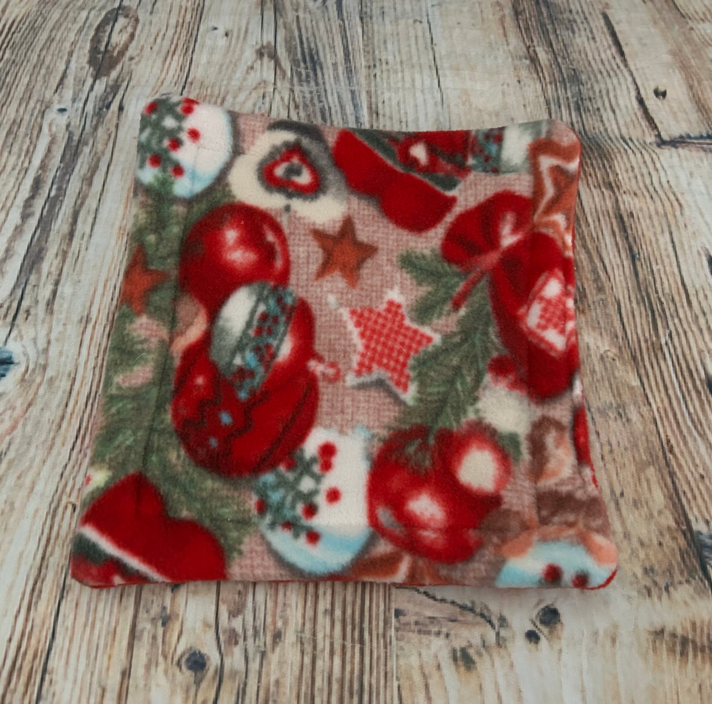 Christmas Baubles Fleece Cage Pad
