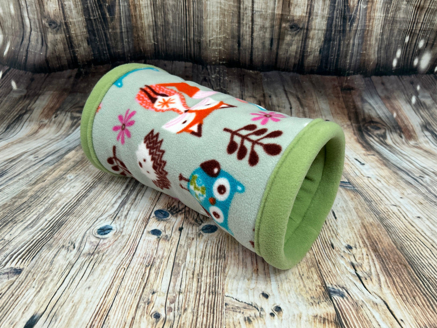 Sage Woodlands Fleece Cosy Tunnel / Sage Green