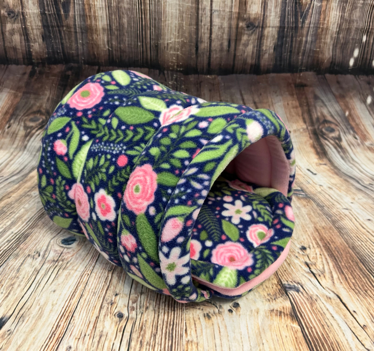 Enchanted Garden Fleece Piggie Den / Baby Pink + Pad