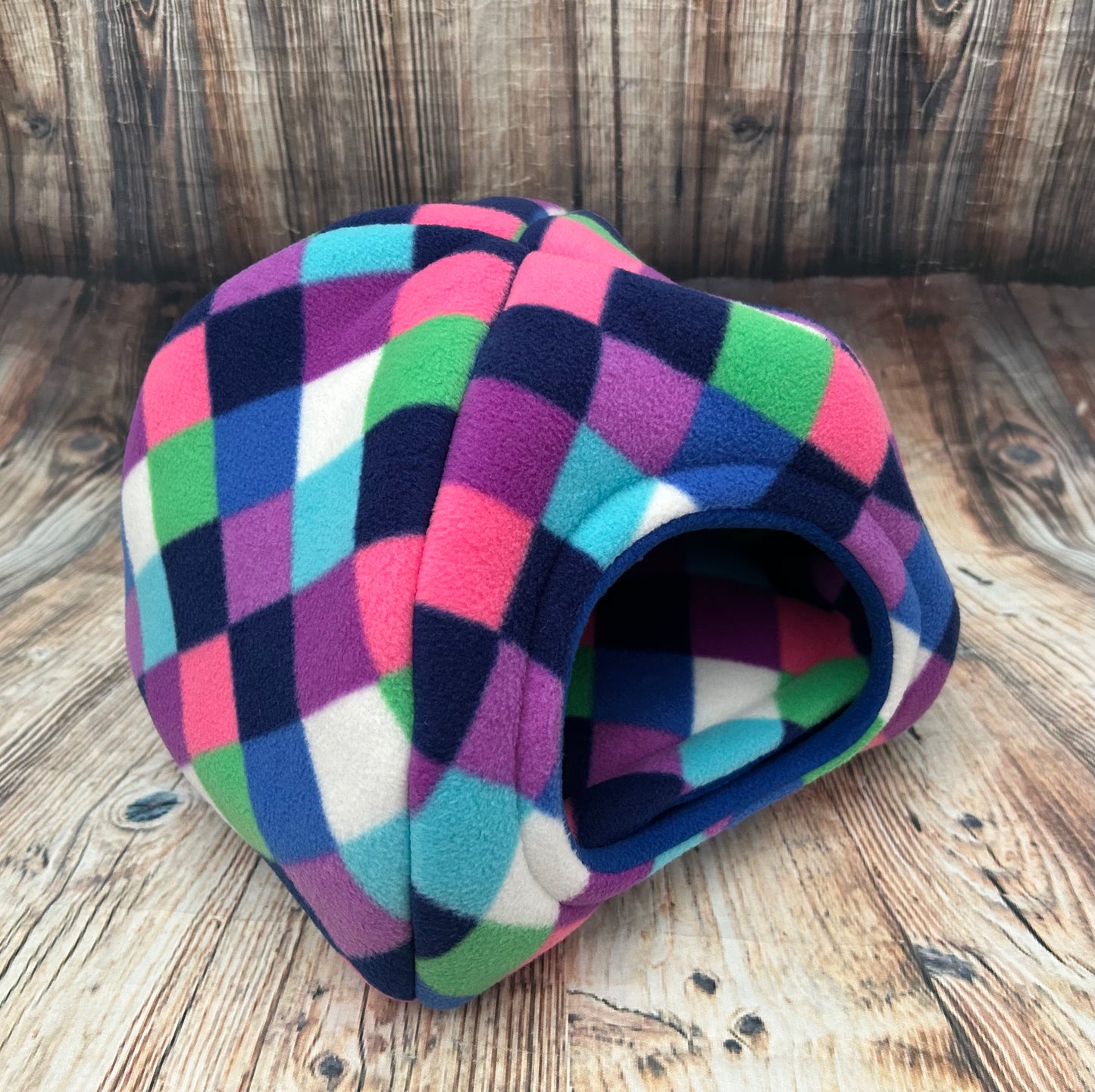 Diamond Fleece Piggie Pyramid / Royal Blue + Pad