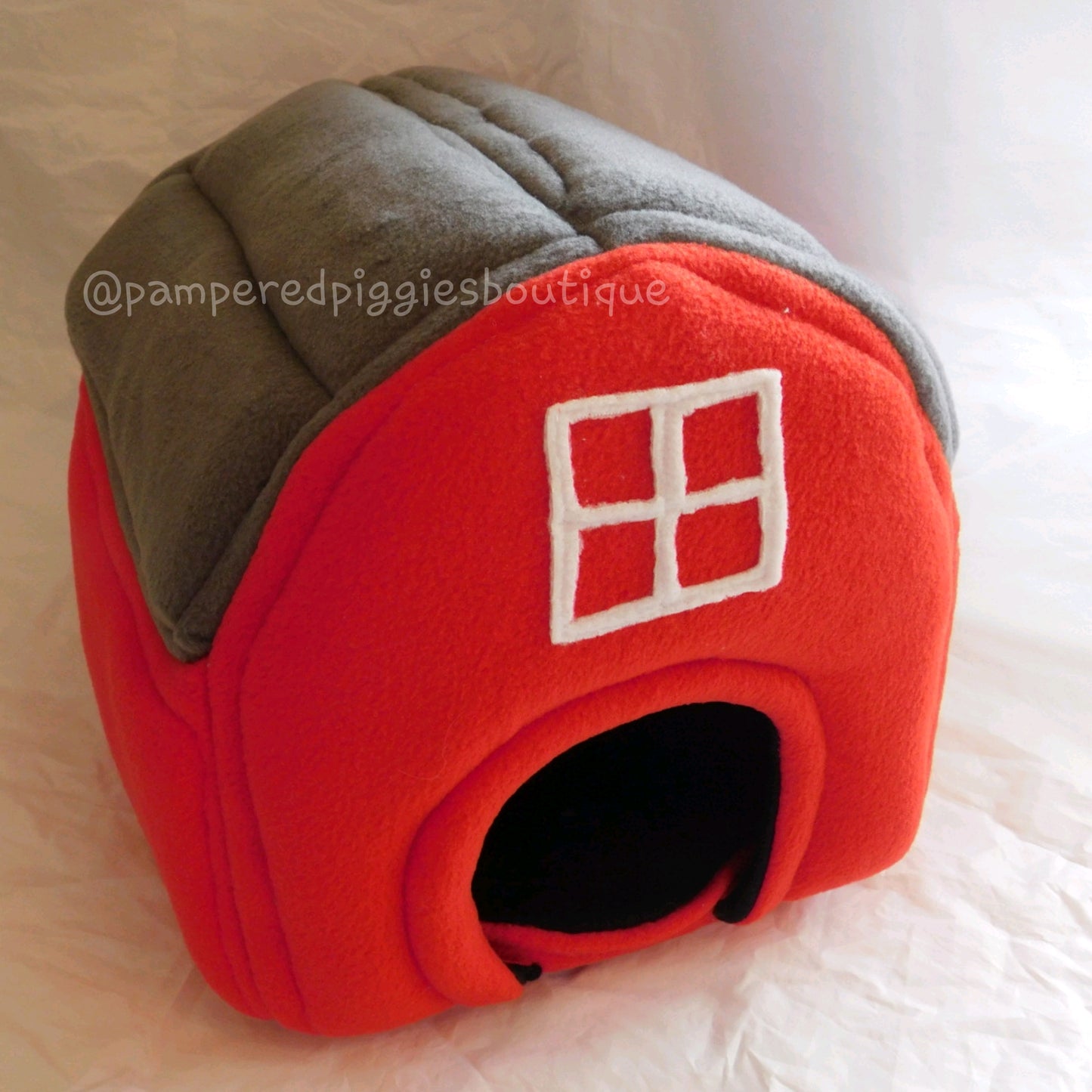 The Piggie Barn - Pampered Piggies Boutique