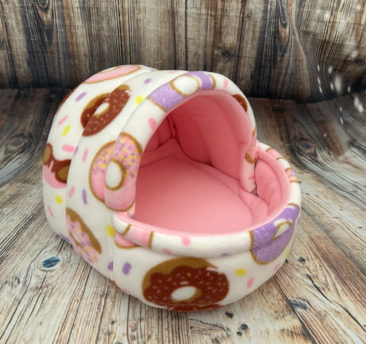 Donut Fleece Piggie Cave / Baby Pink + Pad