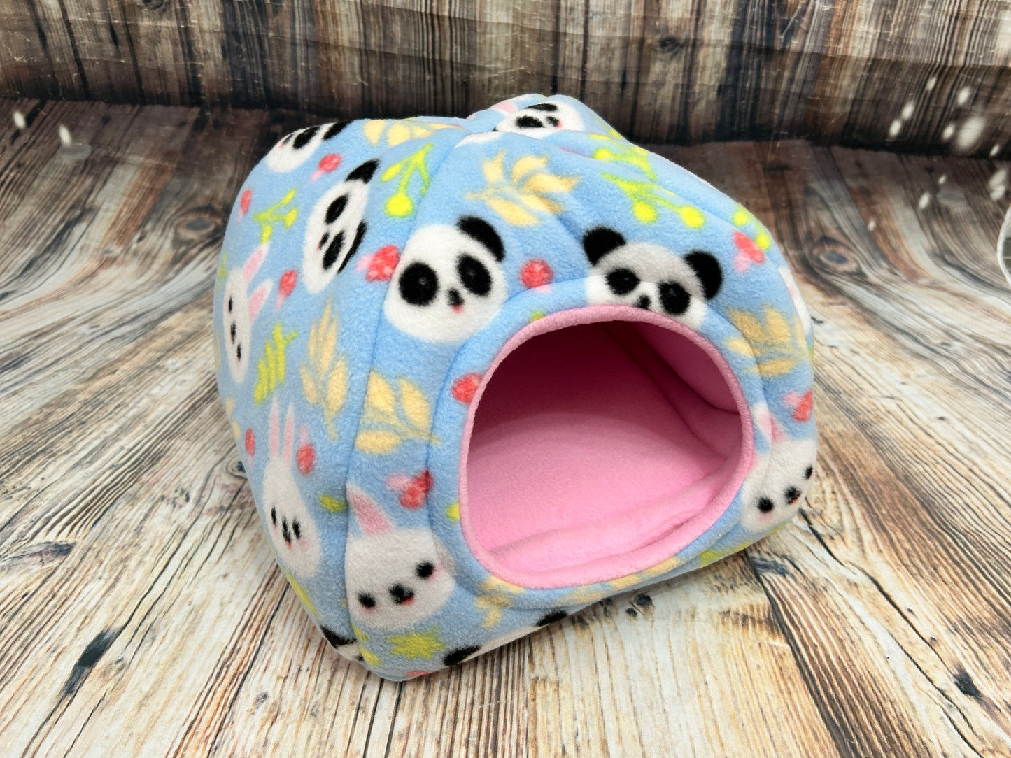 Panda & Bears Fleece Piggie Pyramid /  Baby Pink + Pad