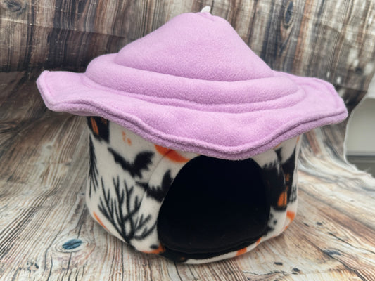 Halloween Spooky Guinea Pig House + Pad