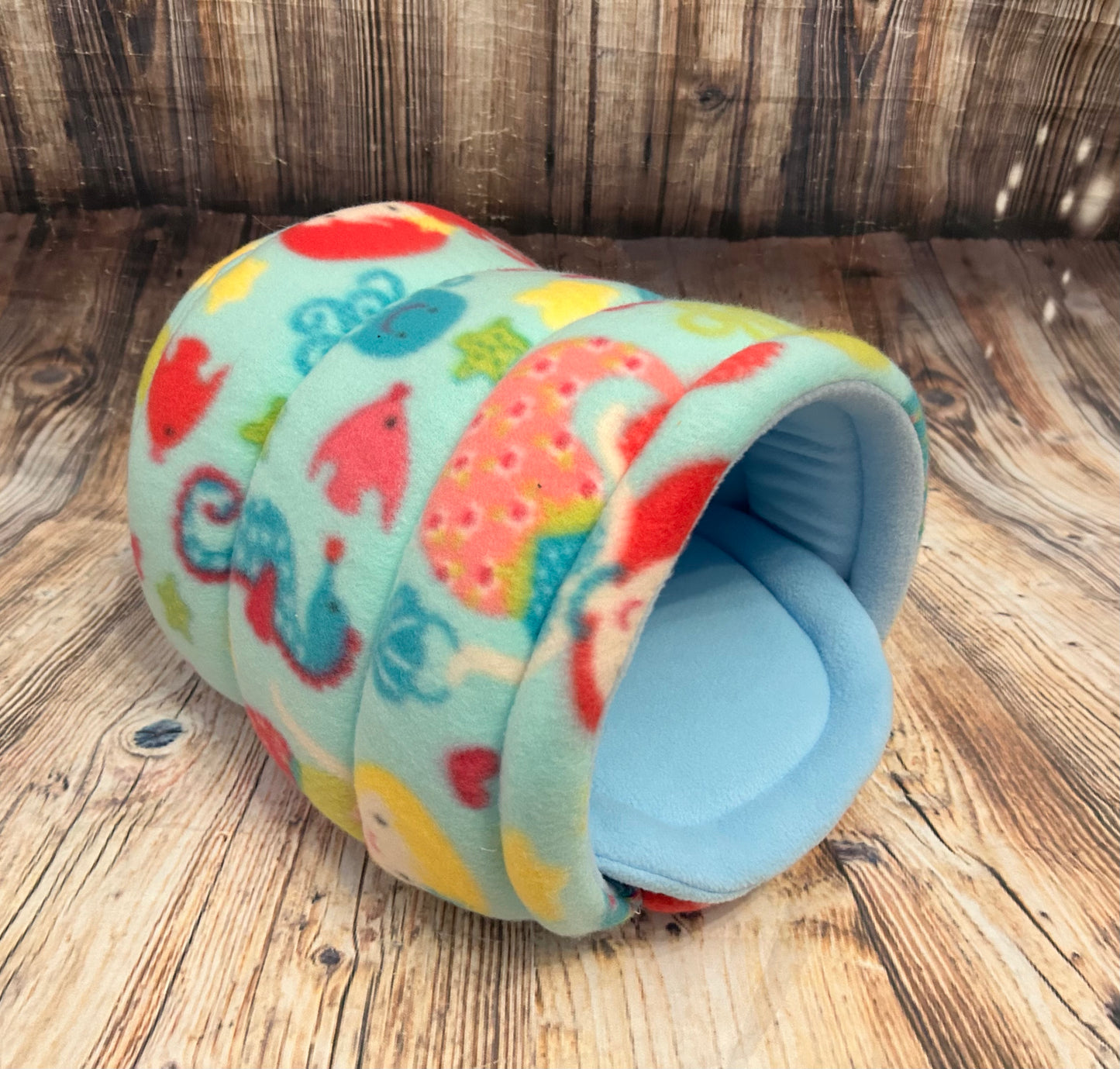 Mermaid Fleece Piggie Den / Baby Blue + Pad