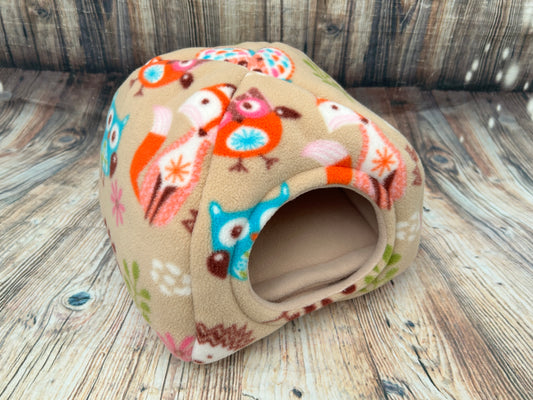 Stone Woodlands Fleece Piggie Pyramid /  Stone + Pad