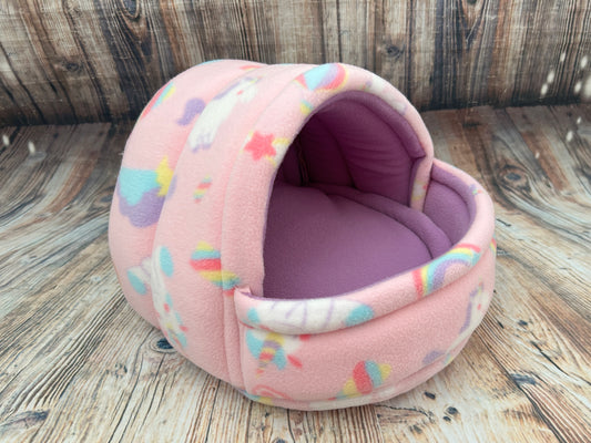 Fantasy Unicorns Fleece Piggie Cave / Lilac + Pad