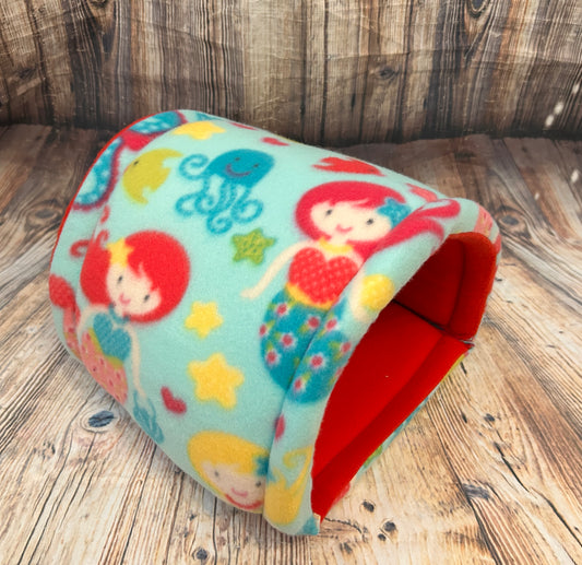 Mermaid Fleece Small Zoomies Tunnel / Red