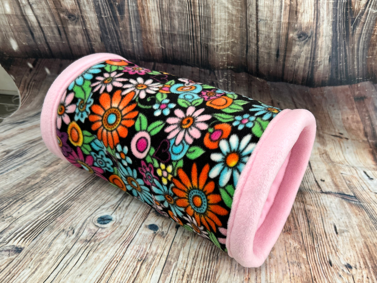 Floral Daisies Fleece Cosy Tunnel / Baby Pink
