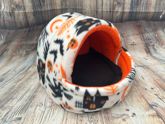 Halloween Spooky Fleece Piggie Cave + Pad