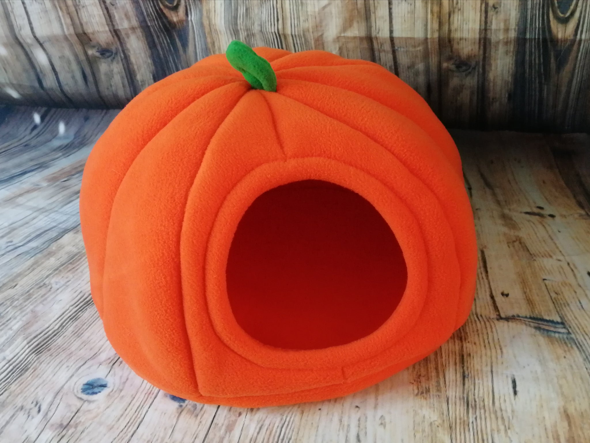 MADE TO ORDER Halloween Piggie Pumpkin Hut